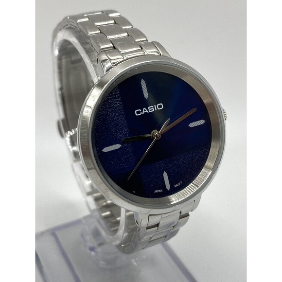 Casio 5361 LTP-E152 Stainless Steel Ladies Blue Dial Watch New Batt main image 6
